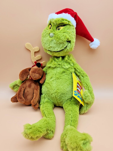 The grinch and dog - dog, max